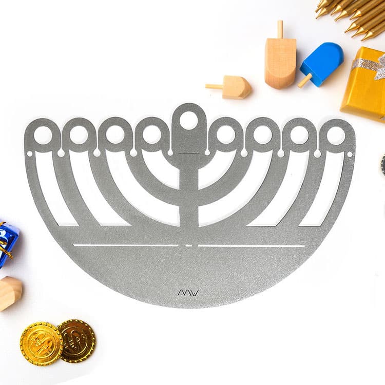 מנורה שטוחה ומעוצבת לשמן או לנירות – תמונה 2