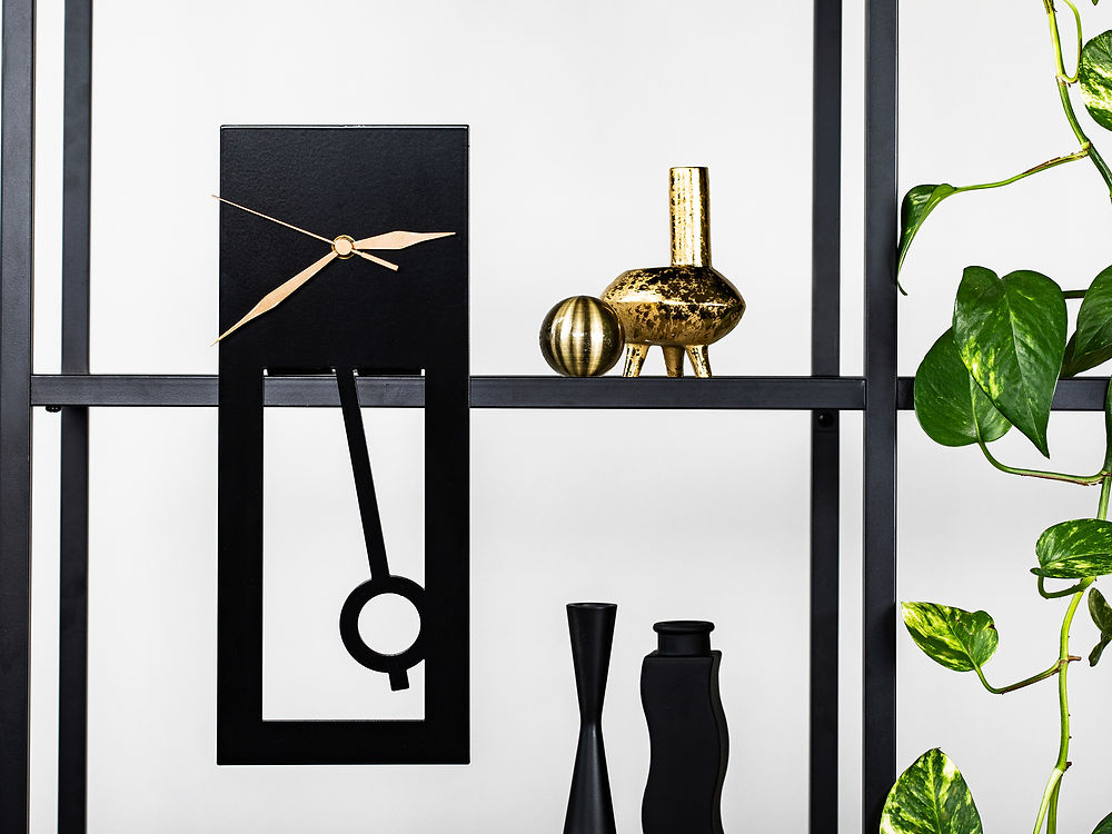 Zman Black Floating Clock - Image 3