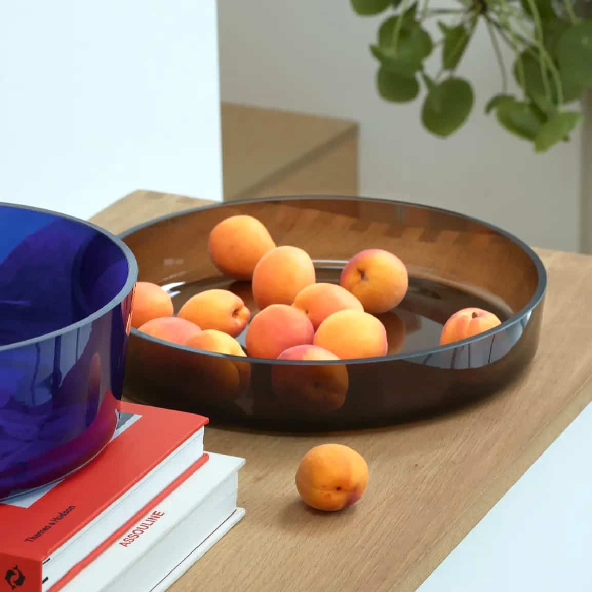 Collective Low Glass Bowl, Caramel - Image 2